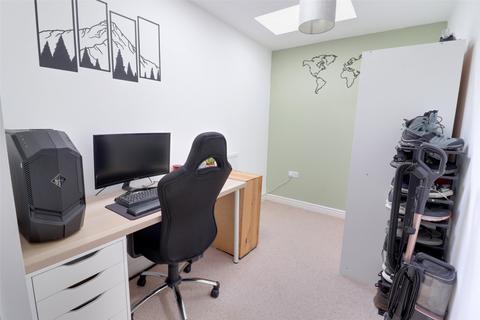 6 Campion Close, Launceston, PL15 9GG