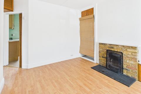 1 bedroom maisonette for sale, Cornwall Avenue, Slough, Berkshire, SL2