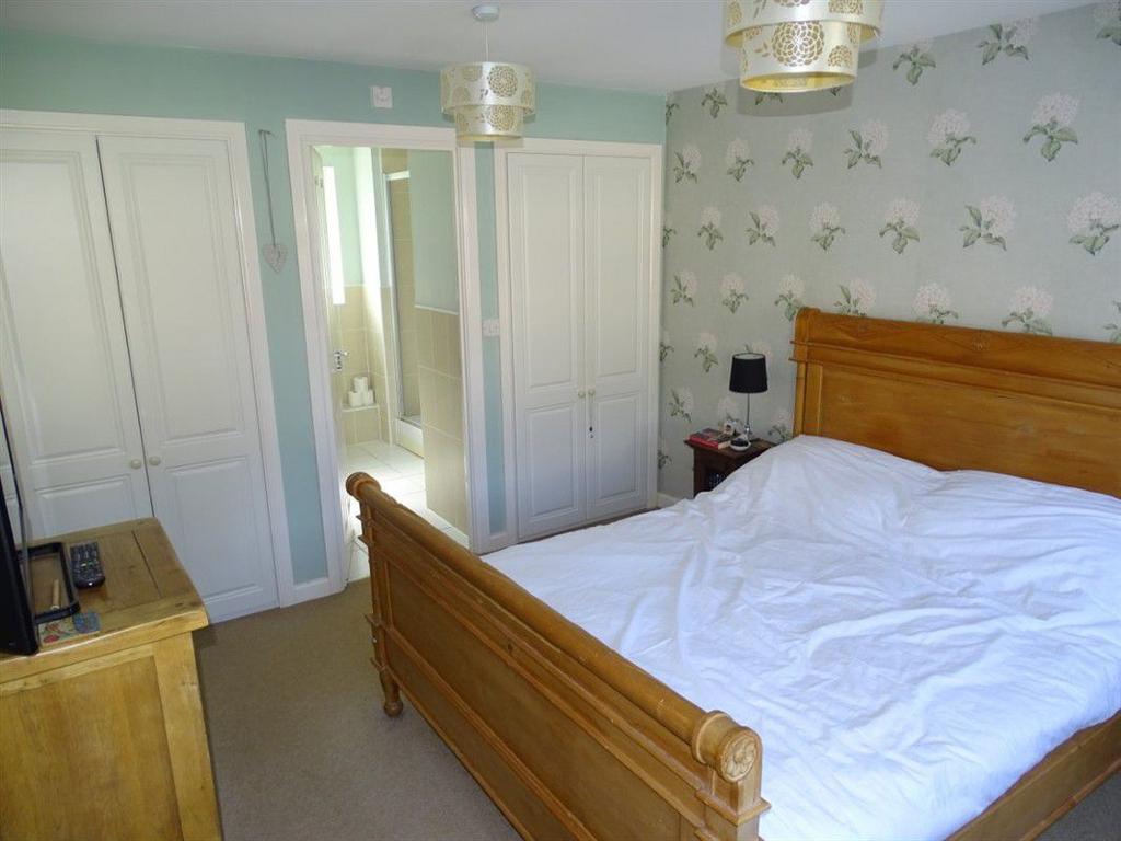 Master Bedroom B