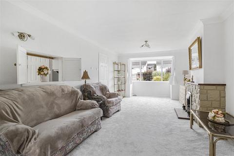 24 The Paddock, Harston, Cambridge, CB22 7PR