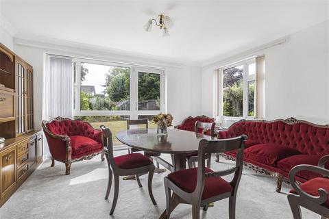 24 The Paddock, Harston, Cambridge, CB22 7PR
