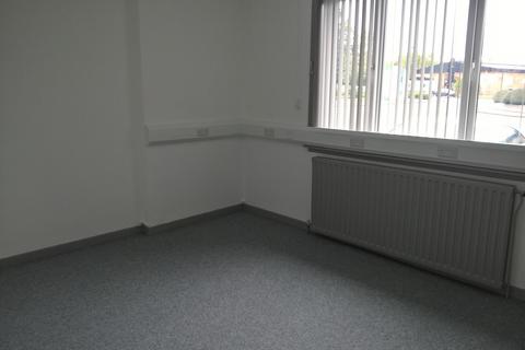 Distribution warehouse to rent, 14-18 East Shaw St Kilmarnock KA1 4AN