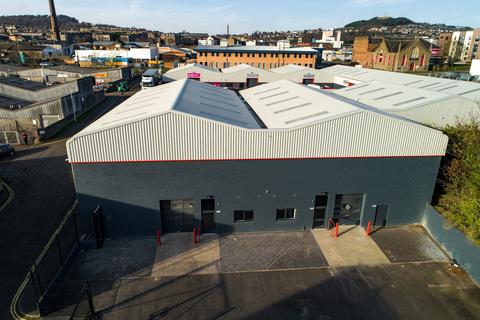 Distribution warehouse to rent, Mid Wynd Dundee DD1 4JG