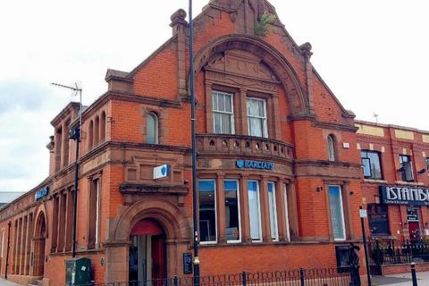 Office to rent, 460 Bury New Rd Manchester M25 1AX
