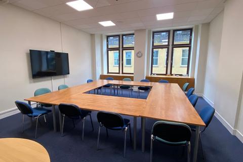 Office to rent, 121 George St Edinburgh EH2 4YN