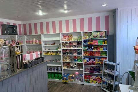 Retail property (high street) for sale, 82 Castle St Forfar DD8 3AA