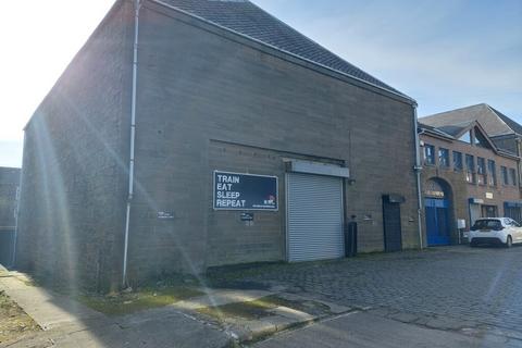 Industrial unit to rent, 6 North Isla St Dundee DD3 7JQ