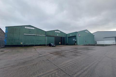 Warehouse to rent, Shore Rd Perth PH2 8BF