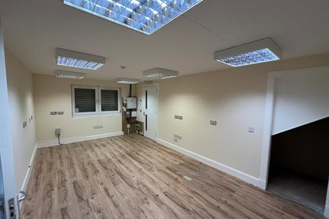 Industrial unit to rent, 3 Midfield Dr Kirkcaldy KY1 3LW