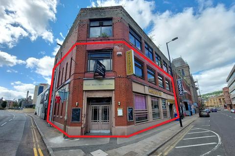Pub for sale, 64-66 North Lindsay St Dundee DD1 1PS