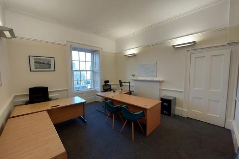 Office to rent, 12 Alloway Pl Ayr KA7 2AG
