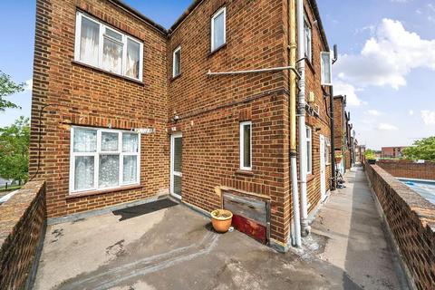 Retail property (high street) for sale, Kenton Ln Harrow HA3 8SB