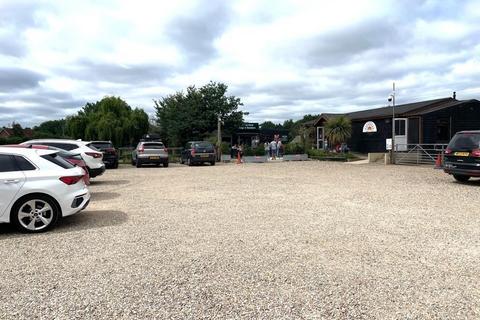 Warehouse to rent, Sindlesham Rd Reading RG2 9JH