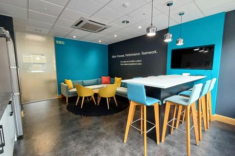 Office to rent, Balcombe Rd Crawley RH10 7NN