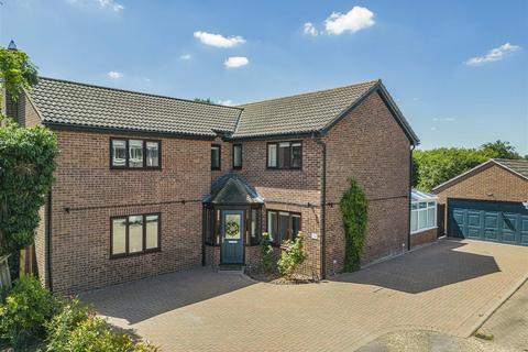 36 Ashmead Drive, Hardwick, Cambridge, CB23 7XT
