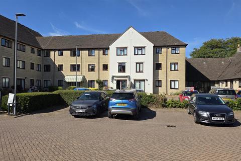 2 bedroom apartment for sale, Barclay Court | Trafalgar Road | Cirencester