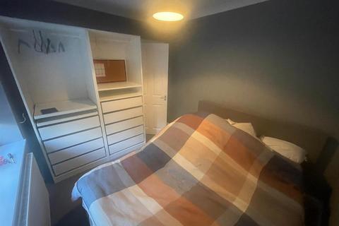 2 bedroom detached house to rent, North End, Shortstown, Bedford