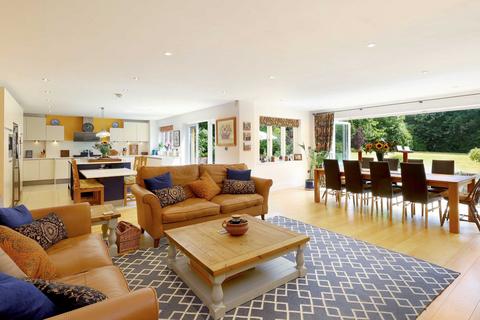 6 bedroom detached house for sale, Woodside Hill, Chalfont St. Peter, Buckinghamshire, SL9