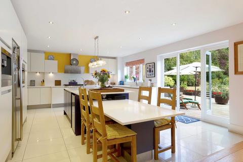 6 bedroom detached house for sale, Woodside Hill, Chalfont St. Peter, Buckinghamshire, SL9