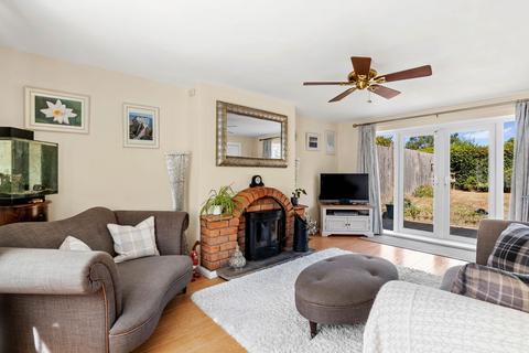 undefined, 14 Lower Croft, Cropthorne, Pershore, Worcestershire.  WR10 3NA