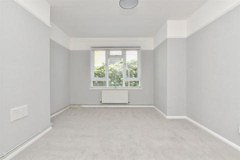 1 bedroom ground floor flat for sale, Perkins Avenue, Margate, Kent
