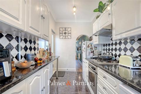 130 Upper Bridge Road, Chelmsford, CM2 0BA