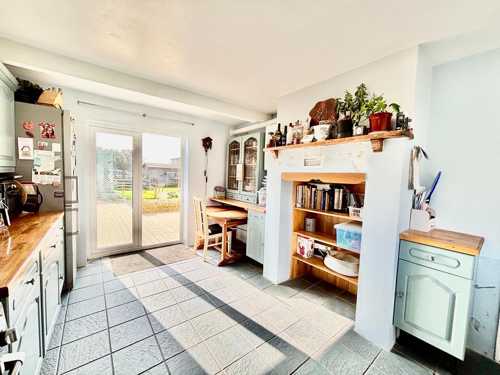 Kitchen/Breakfast Room