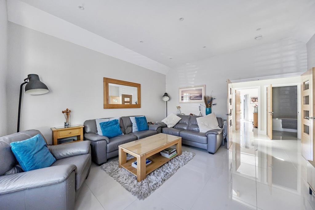 Sitting Room Pic 1