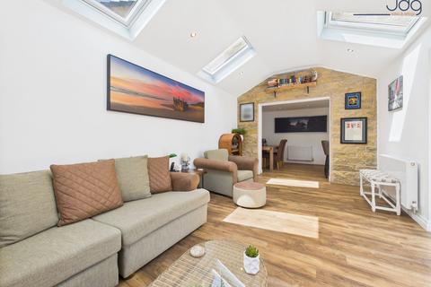 undefined, Laund Gardens | The largest plot on the development!