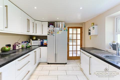 5 bedroom terraced house for sale, Devonport Road, Plymouth PL3