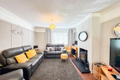 undefined, Hill Crest, Bristol, BS4 2UN