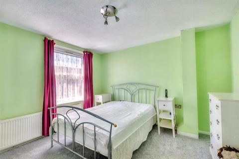 2 bedroom terraced house for sale, Hall Street, Nottingham