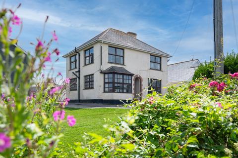 3 bedroom property with land for sale, 7 New Road