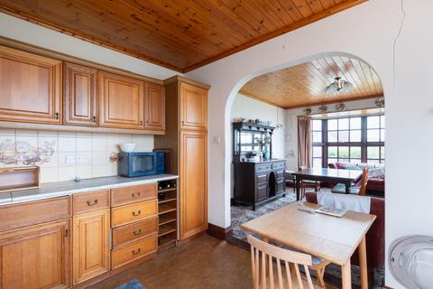 3 bedroom property with land for sale, 7 New Road