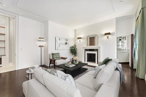 3 bedroom flat for sale, Albert Hall Mansions, London, SW7