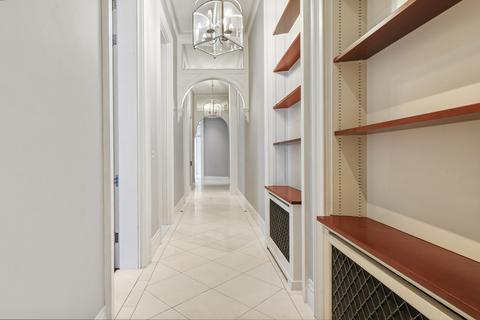 3 bedroom flat for sale, Albert Hall Mansions, London, SW7