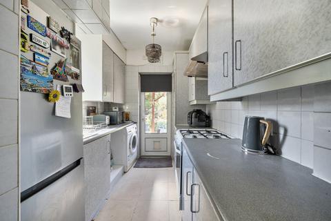 16 Radcliffe Road, Harrow, HA3 7QD