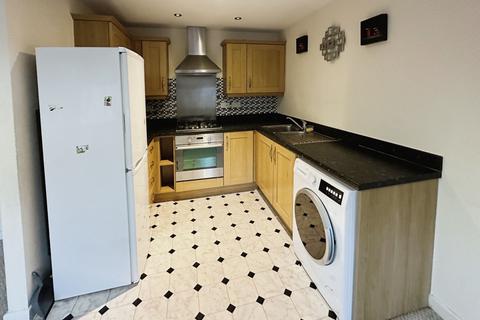 2 bedroom apartment to rent, Rylands Drive, Warrington, WA2