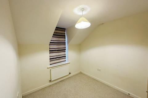 2 bedroom apartment to rent, Rylands Drive, Warrington, WA2