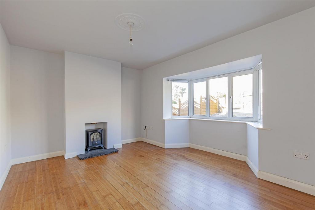 Reception Room-1.jpg