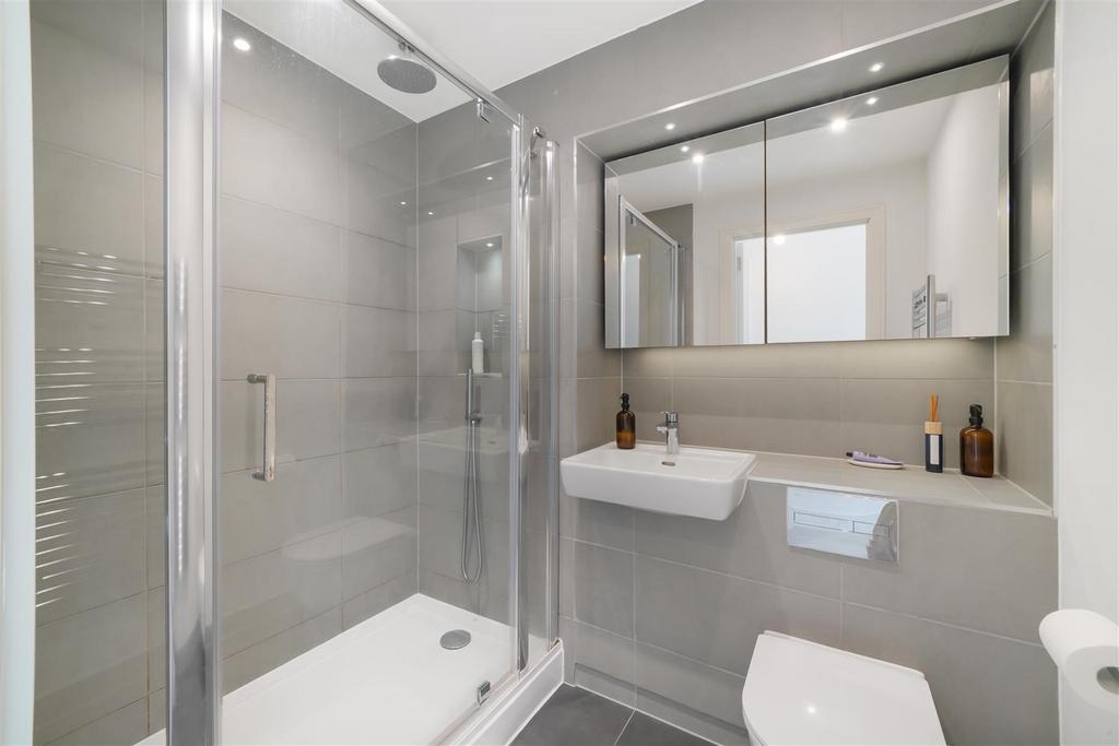 Ensuite