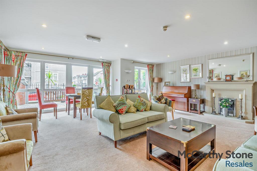 Homeowner Lounge