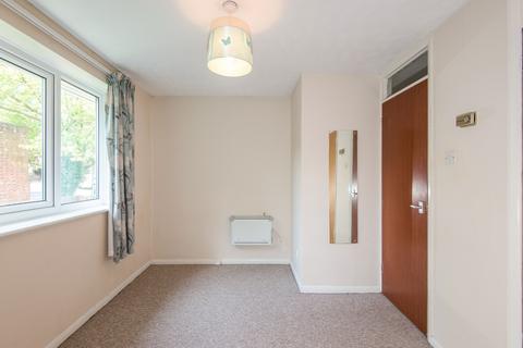 undefined, May Tree Close, Winchester, SO22