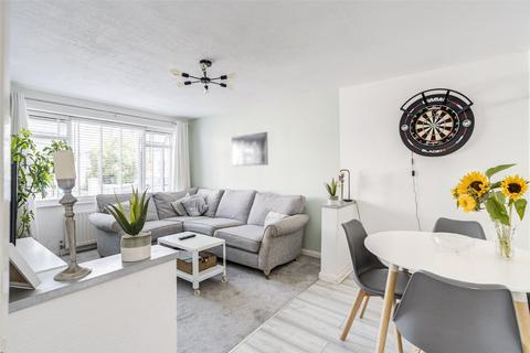 2 bedroom flat for sale, St. Dunstans Road, Worthing, West Sussex, BN13