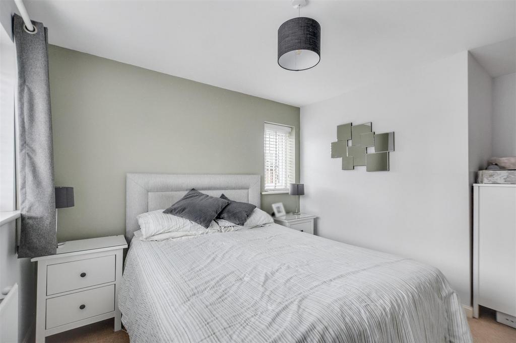 Bedroom 1 3.jpeg