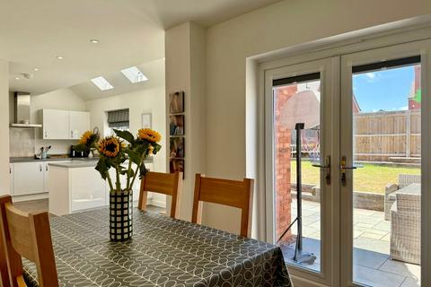 4 bedroom detached house for sale, Avocet Road, Holmer, Hereford, HR4