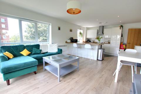 2 bedroom flat for sale, Northlands Road, Southampton