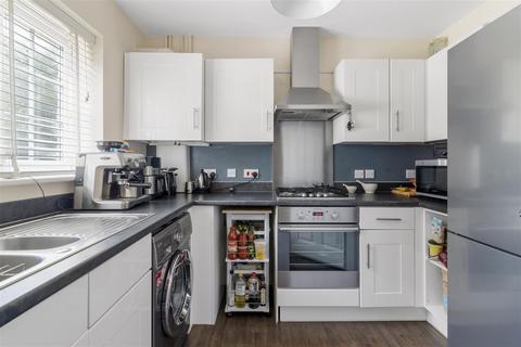 2 bedroom end of terrace house for sale, Buckle Gardens, Hellingly, Hailsham