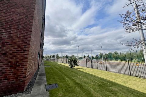 2 bedroom ground floor flat for sale, Lawnhurst Avenue, Wythenshawe, Manchester