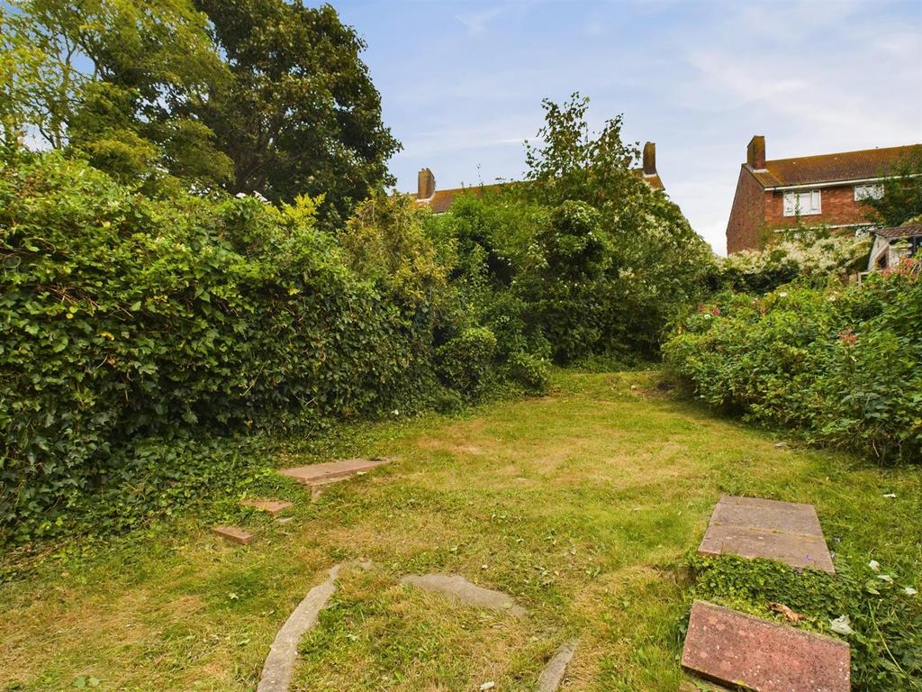 CAM02534 G0-PR0380-STILL003.jpg